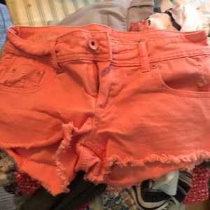 Coral/pink dollhouse fringed short shorts size 7